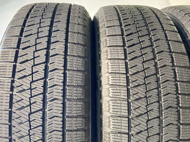 ブリヂストン ブリザック VRX2 225/60R17  /　 ECO FORME 7.5J+40 114.3-5穴 4本