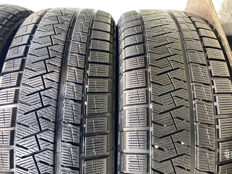 ピレリ アイスアシンメトリコ+ 215/60R17  4本