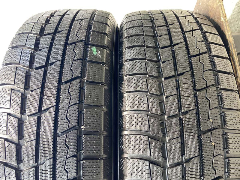トーヨータイヤ ウィンタートランパスTX 225/65R17  2本