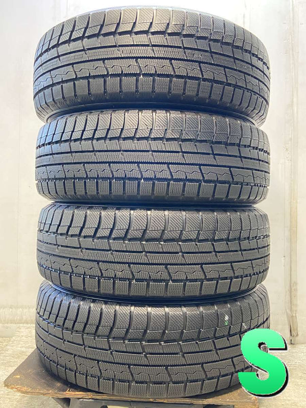 トーヨータイヤ ウィンタートランパス TX 215/60R17  4本