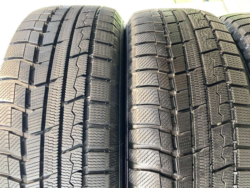 トーヨータイヤ ウィンタートランパス TX 215/60R17  4本