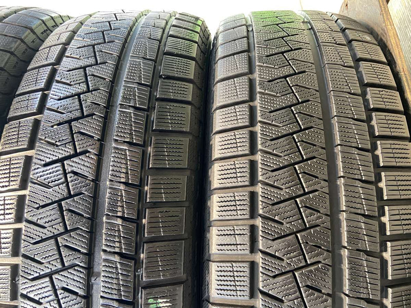 ピレリ アイスアシンメトリコプラス 225/65R17  4本