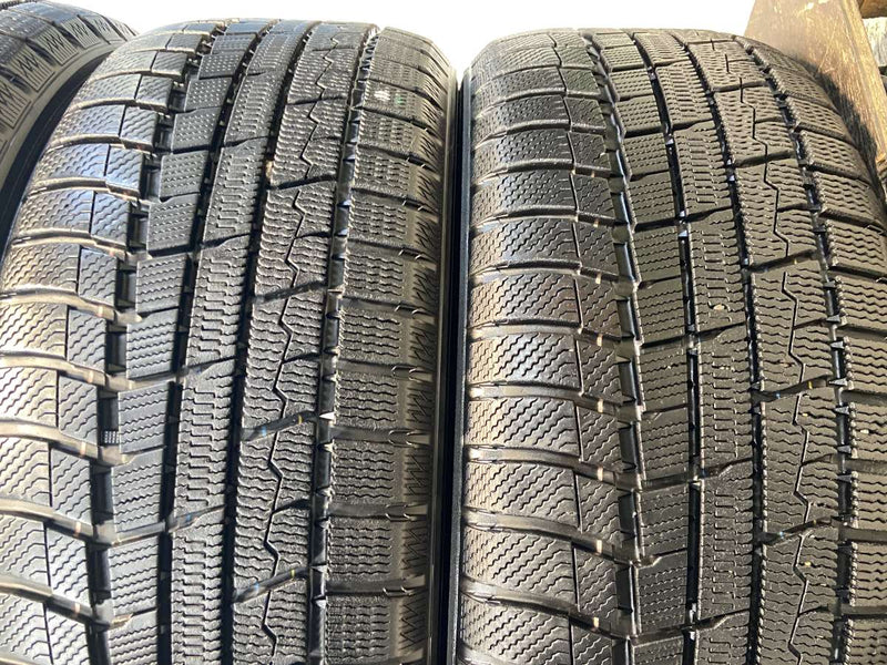 トーヨータイヤ ウィンタートランパス TX 215/50R17  4本