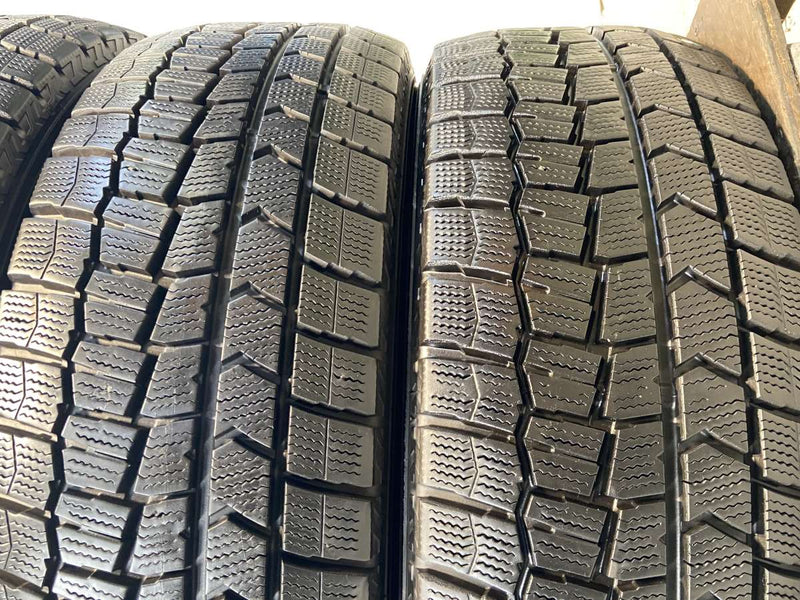 ダンロップ ウィンターマックス WM02 215/60R17  4本