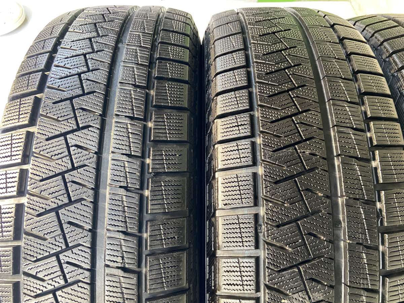 ピレリ アイスアシンメトリコPLUS 225/65R17  4本