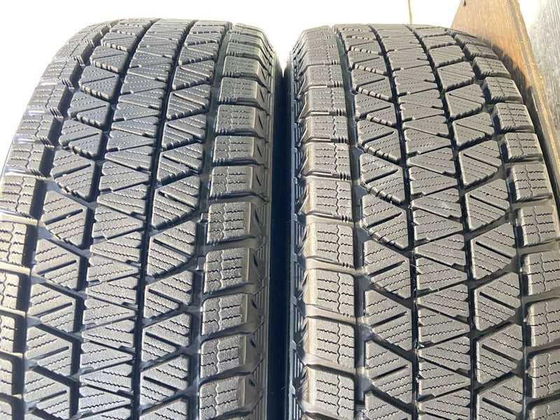 ブリヂストン ブリザック DM-V3 225/65R17  2本