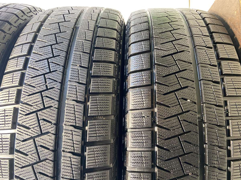 ピレリ アイスアシンメトリコ PLUS 225/60R17  4本