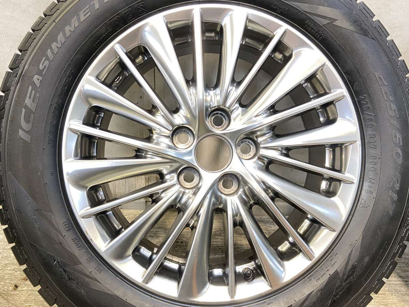 ピレリ アイスアシンメトリコ PLUS 225/60R17  /トヨタ純正  6.5J+33 114.3-5穴 4本