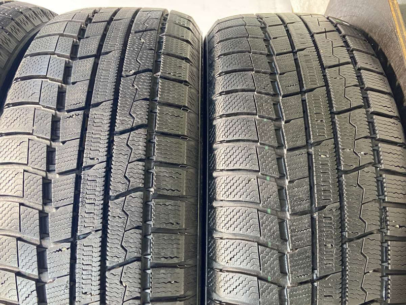 トーヨータイヤ ウィンタートランパス TX 225/55R18  4本