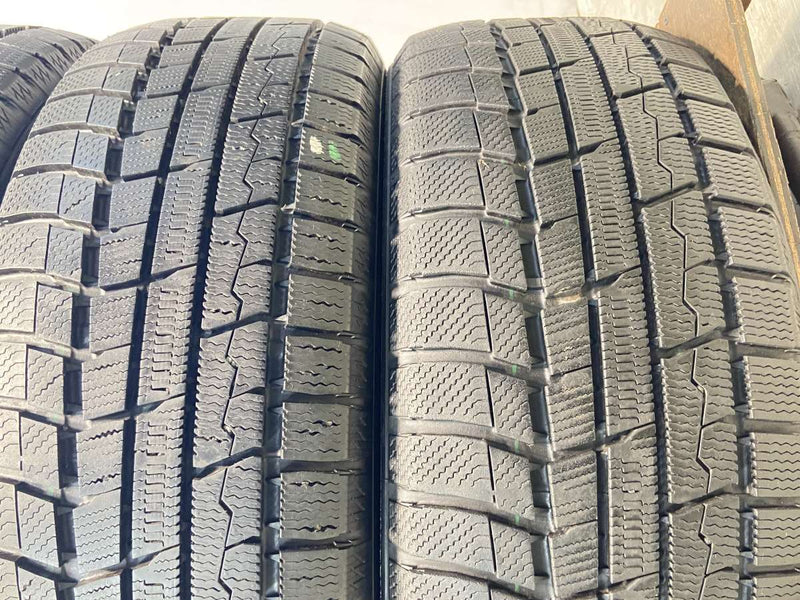 トーヨータイヤ ウィンタートランパス TX 225/55R18  4本