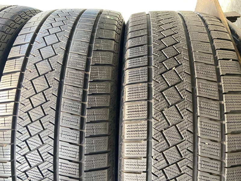 ピレリ アイスゼロアシンメトリコ 235/45R18  4本
