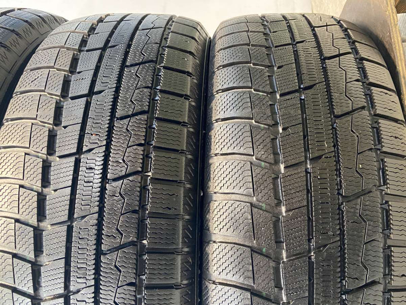 トーヨータイヤ ウィンタートランパス TX 225/55R18  4本