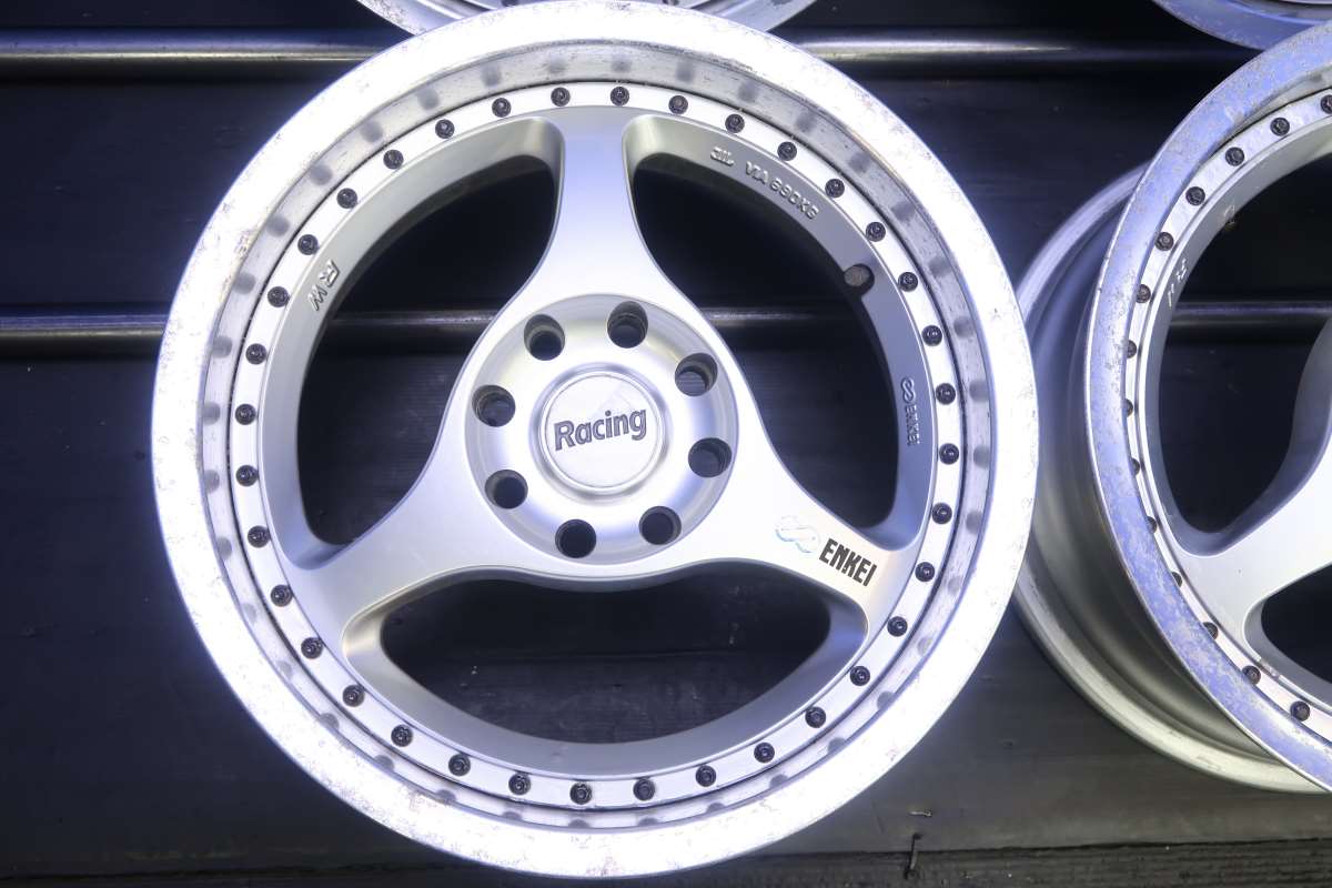 ENKEI RW3本スポーク 16x7.0 32 114.3-4穴 – タイヤ・ホイールカンパニー
