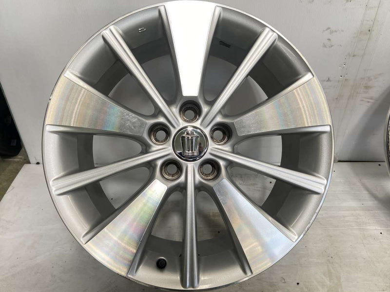 Y239 [送料無料] トヨタ純正　サイズ　18X8.5J Y239 [送料無料] トヨタ純正 サイズ 18X8.5J Y239 [送料無料] トヨタ