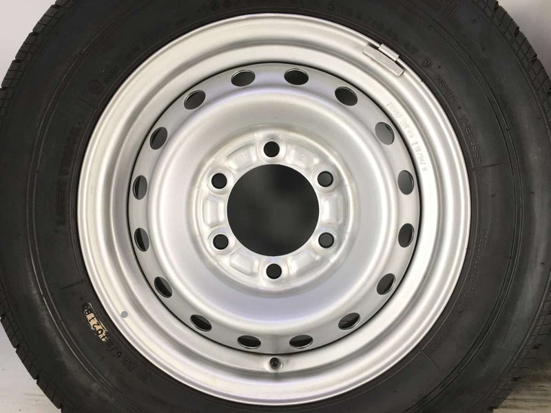 ブリヂストン RD-613 195/70R15 106/104 /トヨタ純正 15x5.0 139.7-6穴