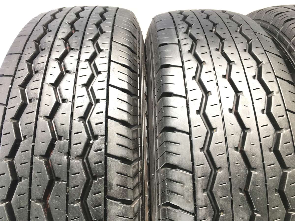 ブリヂストン RD-613 195/70R15 106/104 /トヨタ純正 15x5.0 139.7-6穴 