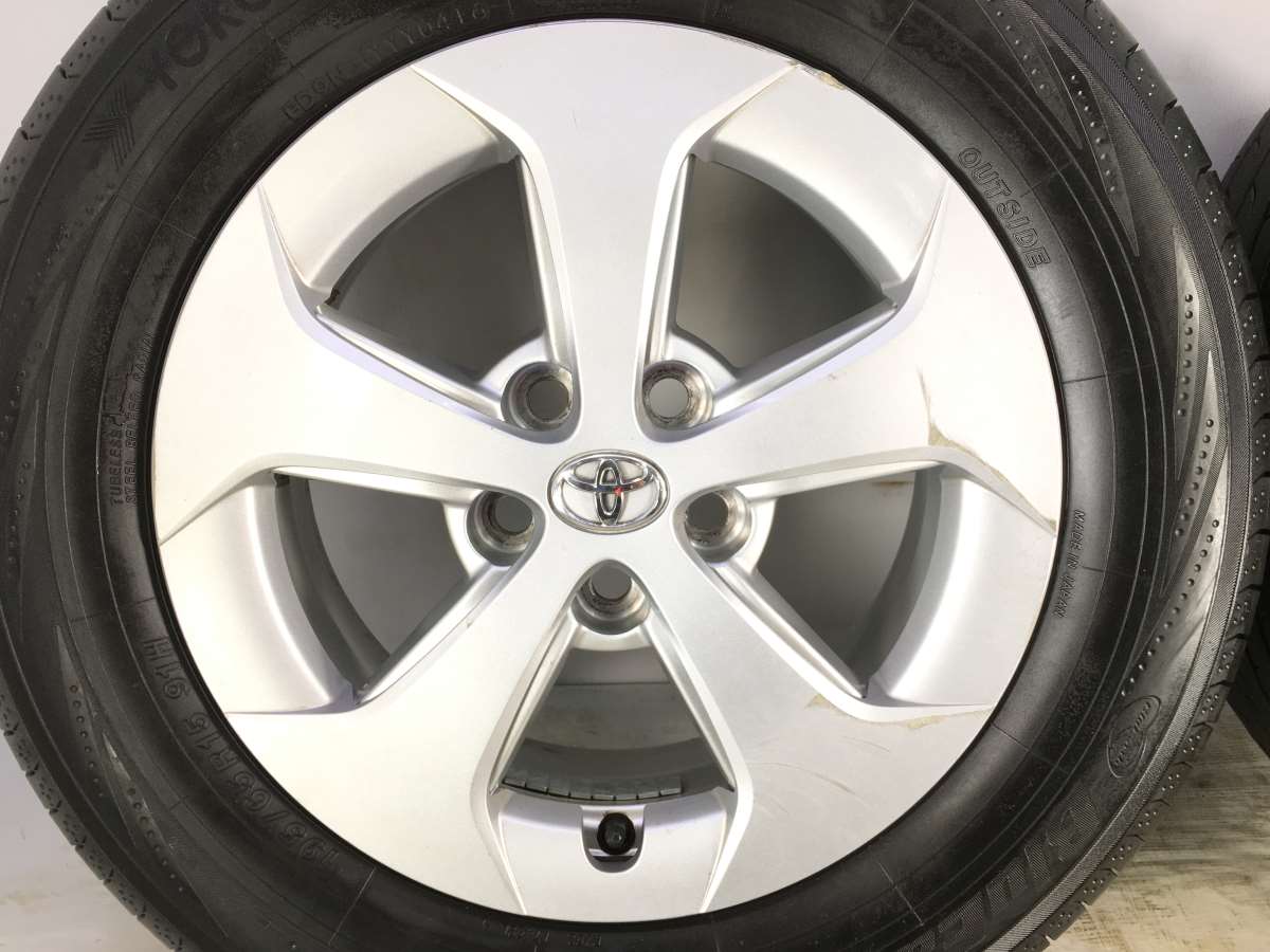 ヨコハマ ブルーアース RV-02 195/65R15 /トヨタ純正 15x6.0 45 100-5穴 – タイヤ・ホイールカンパニー