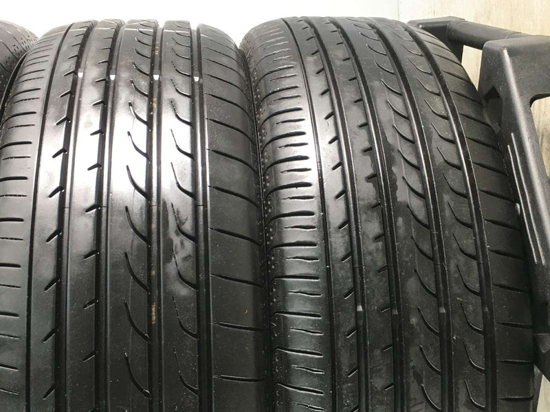 ヨコハマ ブルーアース RV-02 205/65R15