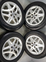 ピレリ Cinturato P1 195/65R15 /トヨタ純正  15x6.0 45 100-5穴
