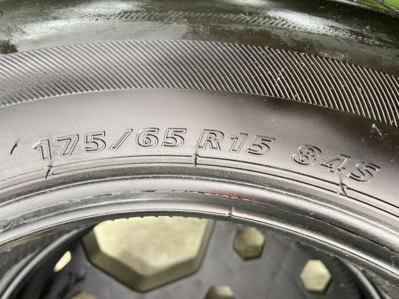 ブリヂストン ネクストリー 175/65R15  2本