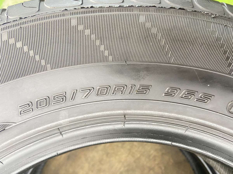 ダンロップ エナセーブ EC204 205/70R15  2本