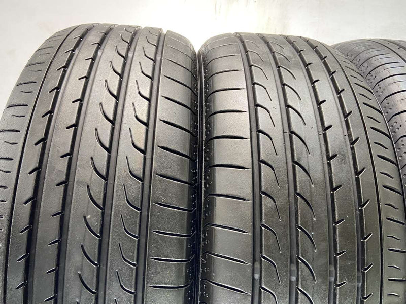 ヨコハマ ブルーアース RV-02 205/65R15  4本