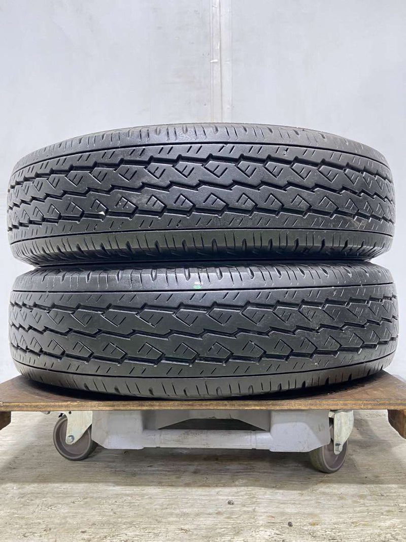 ブリヂストン V600 195/80R15 107/105ＬLT 2本