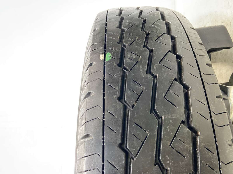 ブリヂストン V600 195/80R15 107/105L LT 1本