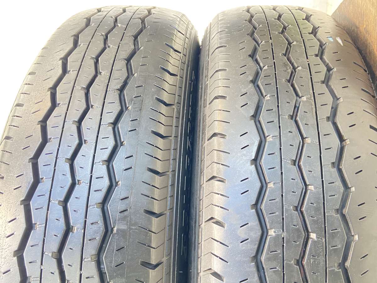 ブリヂストン RD-613 STEEL 195/80R15 107/105 LT 2本 – タイヤ