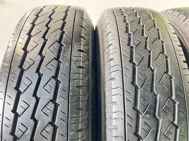 ブリヂストン V600 195/80R15 107/105LT /トヨタ純正 6.0J+ 139.7-6穴