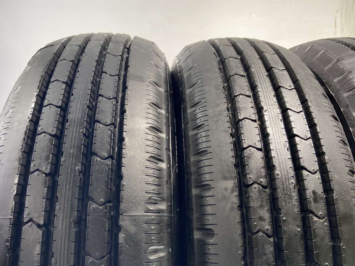 ブリヂストン R202 225/70R16 117/115L LT 6本 – タイヤ・ホイールカンパニー