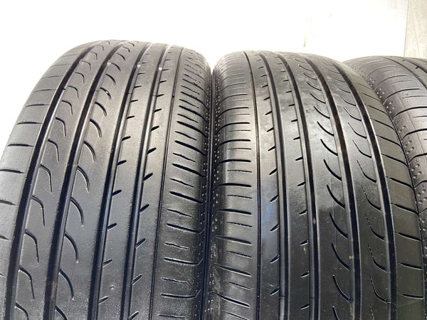 ヨコハマ ブルーアース RV-02 215/65R16  4本