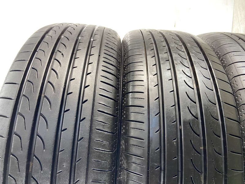 ヨコハマ ブルーアース RV-02 215/65R16  4本
