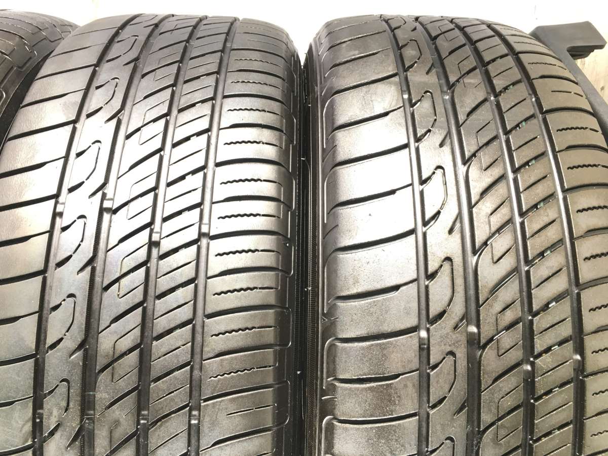 TOYO OVERTAKE RV II 215/60R17 国産タイヤ 4本 215/60 R17 、TOYO OVERTAKE RVII サマータイヤ4本。 215/60 R17