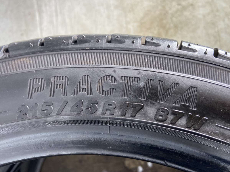 イエローハット　PRACTIVA 215/45R17  2本