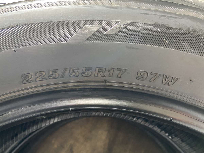 ブリヂストン LUFT RV2 225/55R17  2本