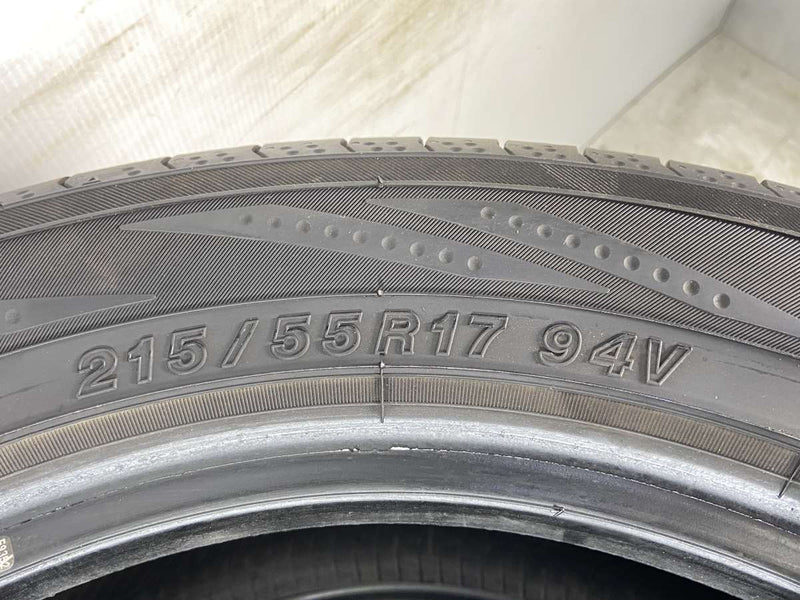 ヨコハマ ブルーアース RV-02 215/55R17 2本