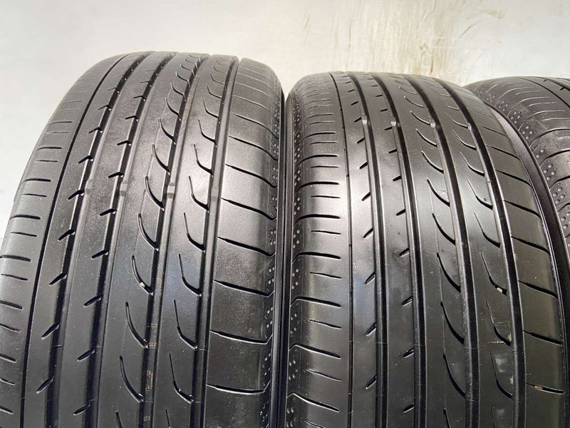 ヨコハマ ブルーアース RV-02 225/60R17  4本