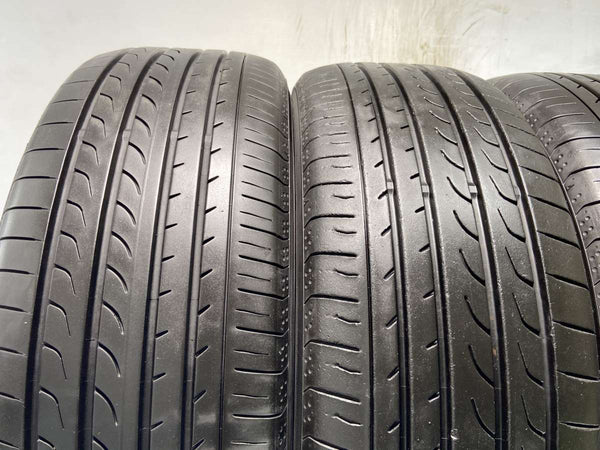 ヨコハマ ブルーアース RV-02 215/60R17  4本