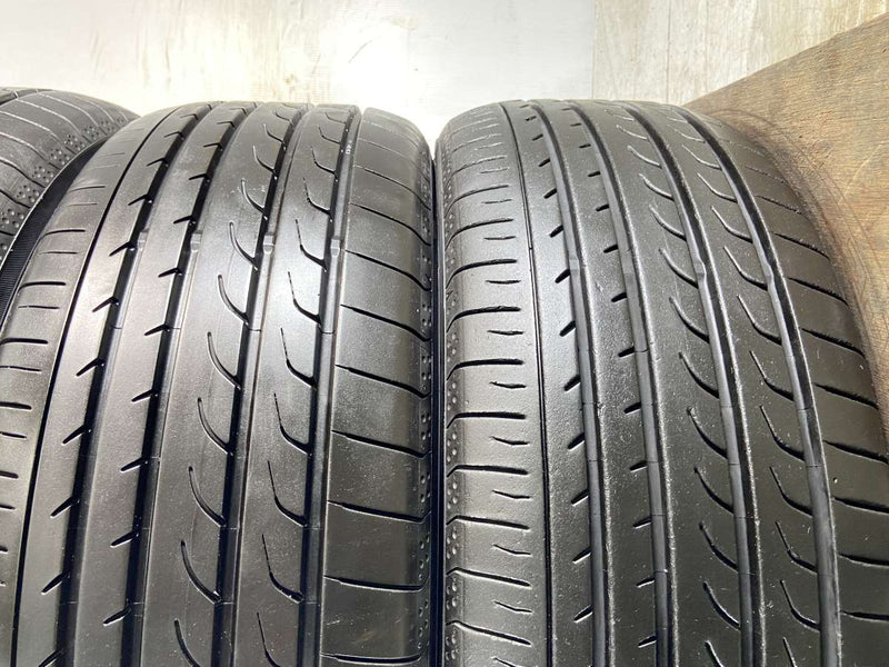 ヨコハマ ブルーアース RV-02 215/60R17  4本