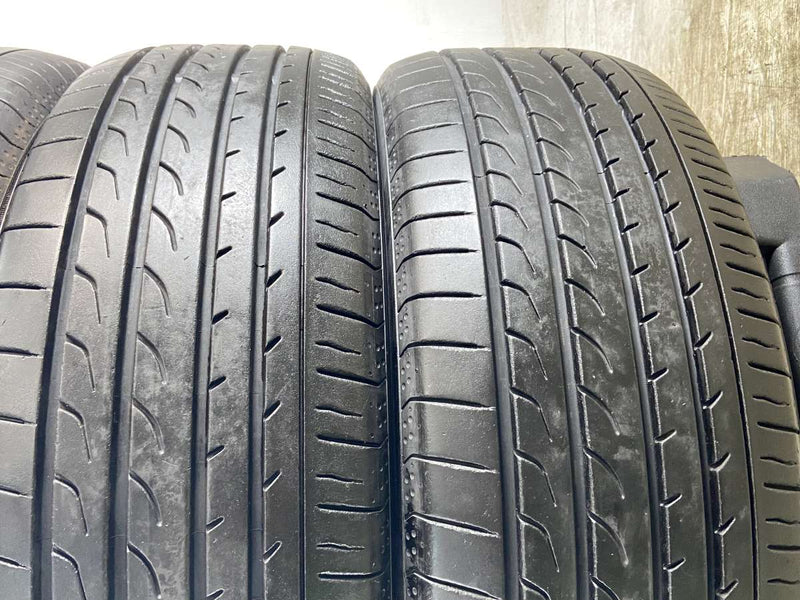 ヨコハマ ブルーアース RV-02 215/60R17  4本