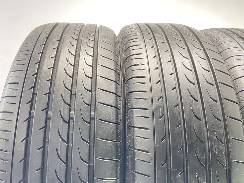 ヨコハマ ブルーアース RV-02 215/60R17  4本