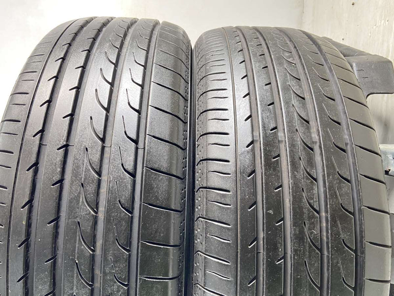 ヨコハマ ブルーアース RV-02 225/60R17  2本