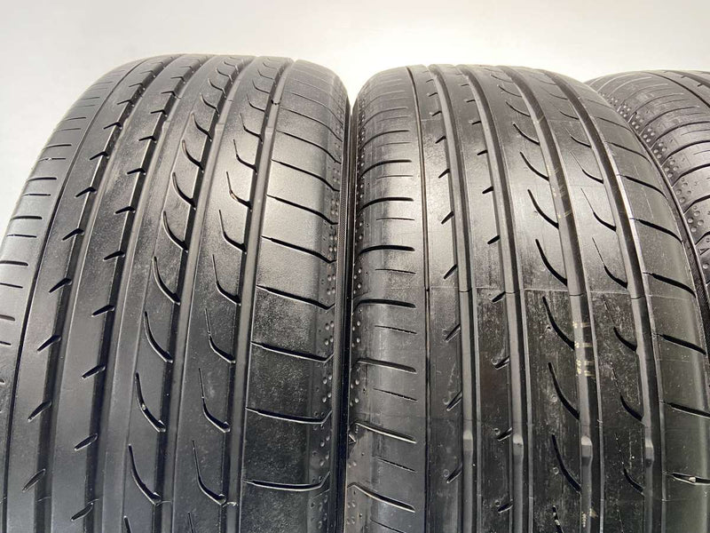 ヨコハマ ブルーアース RV-02 215/60R17  4本