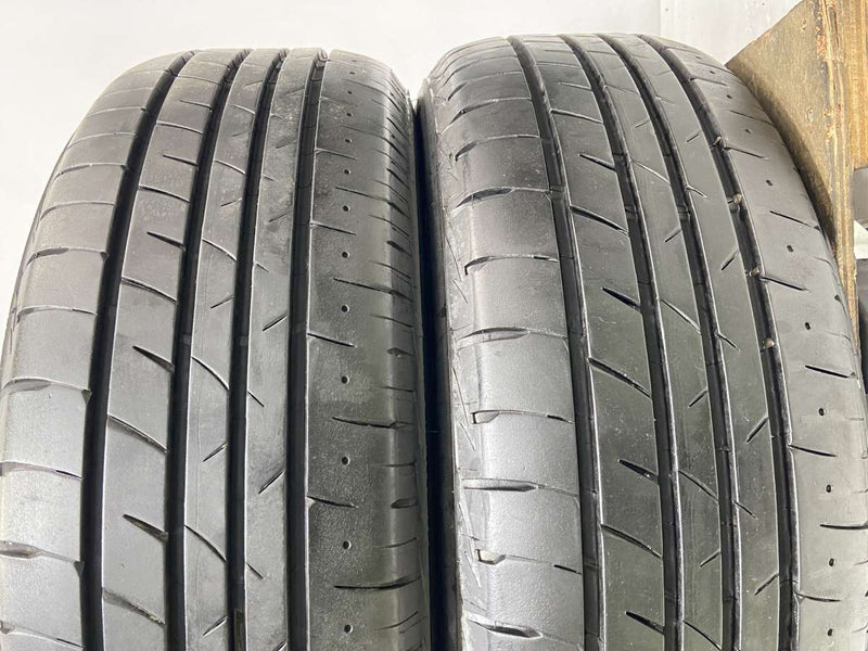 ブリヂストン プレイズ PX-RV2 215/60R17  2本