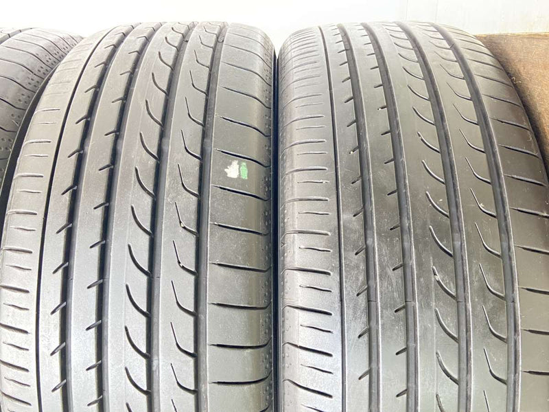 ヨコハマ ブルーアース RV-02 215/55R17  4本