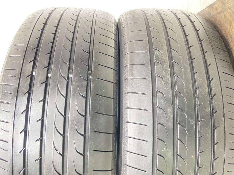 ヨコハマ ブルーアース RV-02 215/55R17  2本