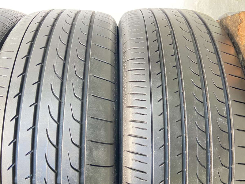 ヨコハマ ブルーアース RV-02 215/55R17 4本 – タイヤ・ホイールカンパニー