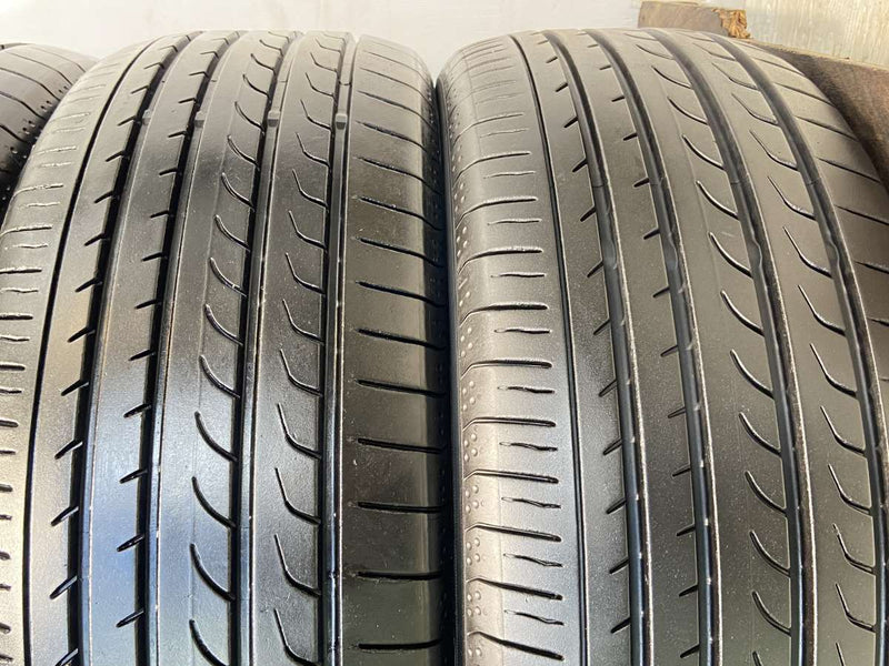 ヨコハマ ブルーアース RV-02 215/55R17  4本