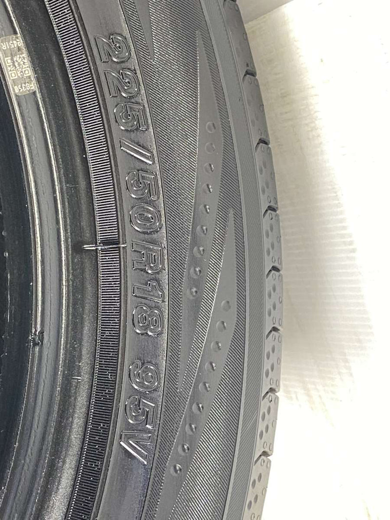 ヨコハマ ブルーアース RV-02 225/50R18